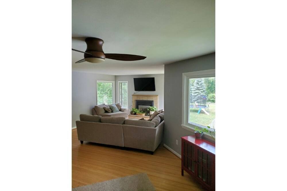 Photo of Bedroom in West Irondequoit