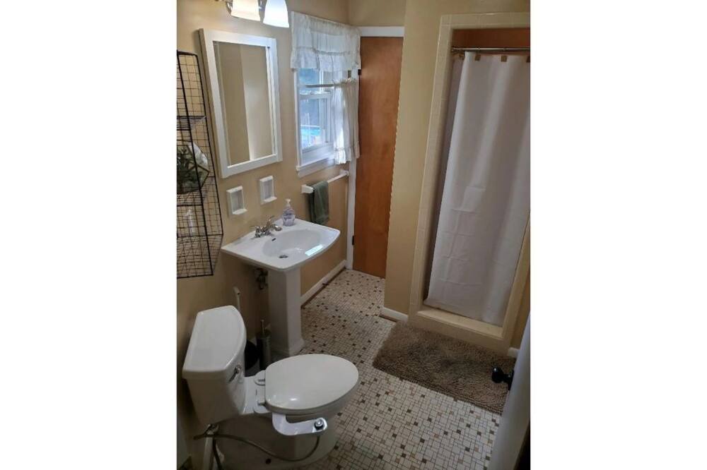 Photo of Bathroom in West Irondequoit