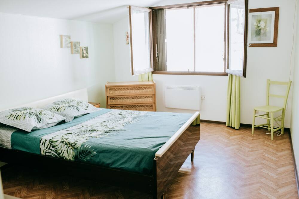 Photo of Bedroom in Autignac