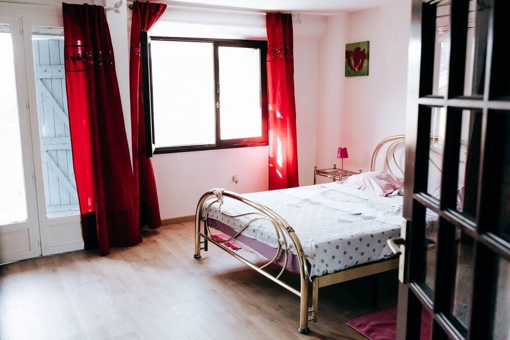 Photo of Bedroom in Autignac