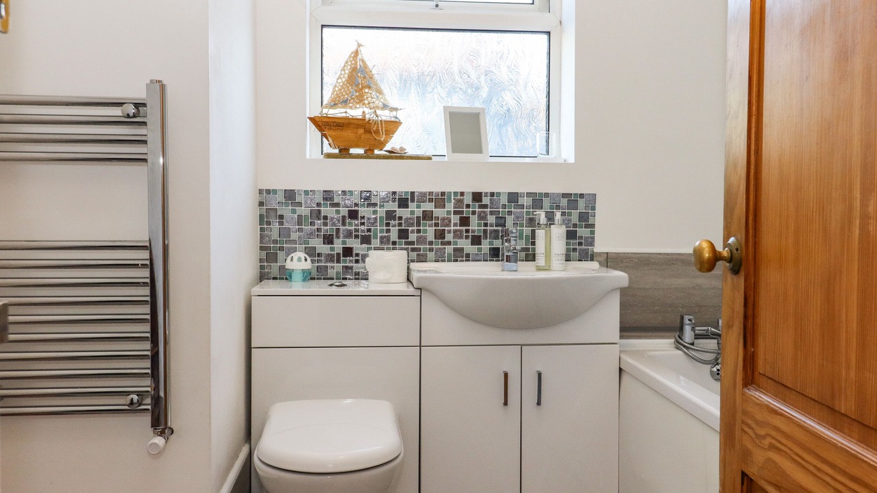 Photo of Bathroom in Pevensey