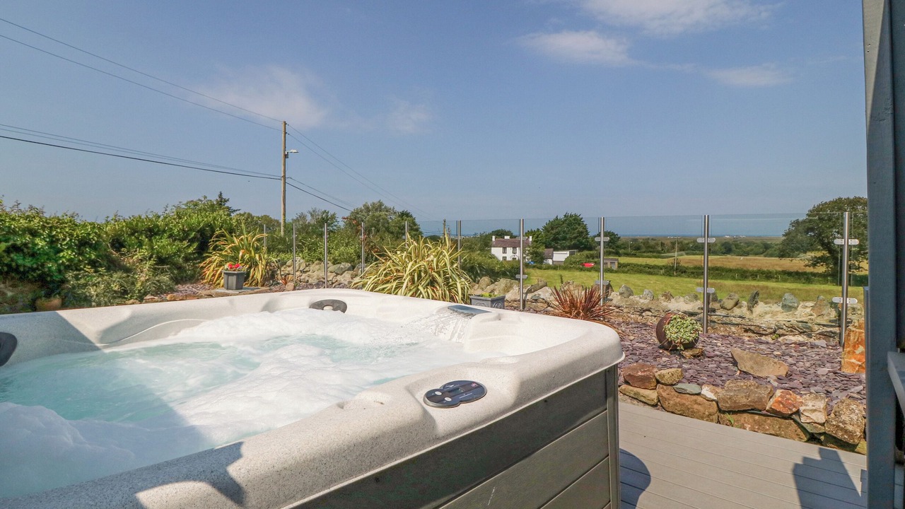 Photo of Patio Balcony in Llandwrog
