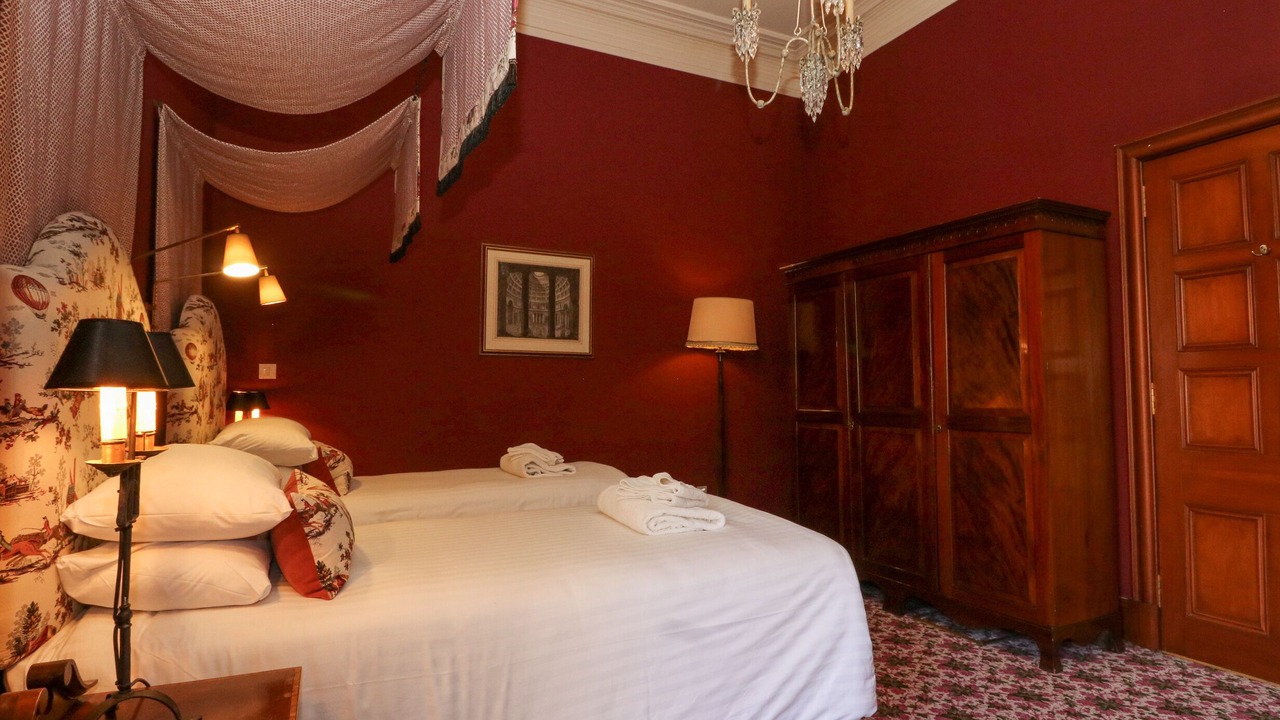 Photo of Others in Braemar