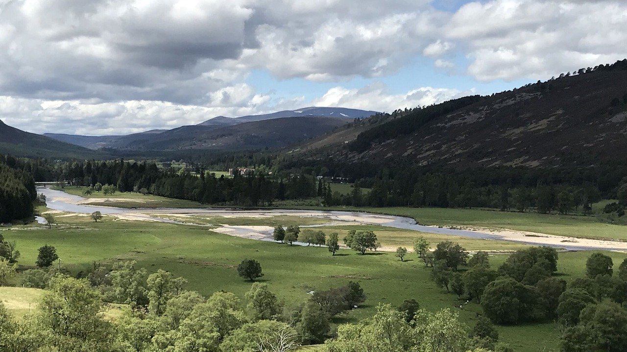 Photo of Others in Braemar