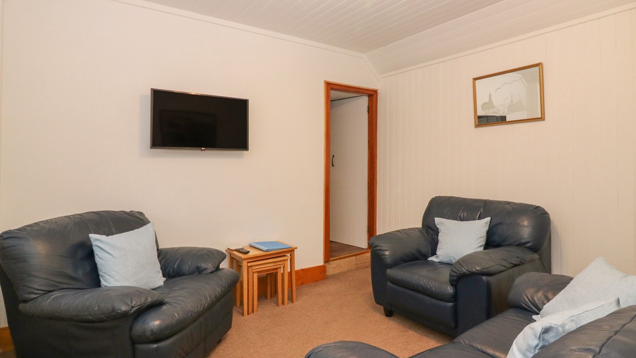 Photo of Others in St Combs