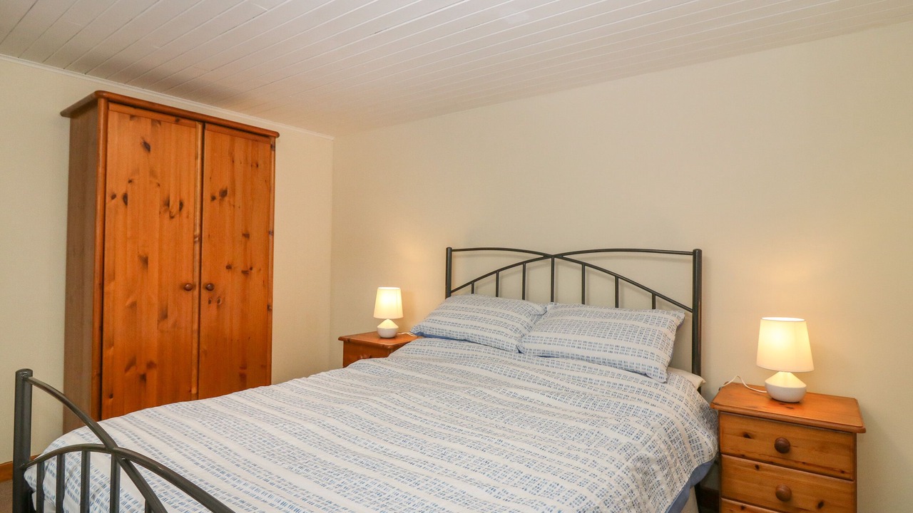 Photo of Others in St Combs