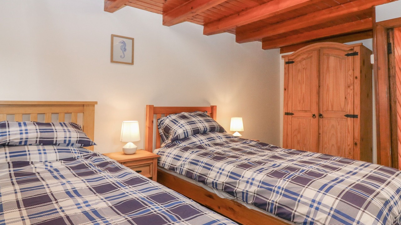 Photo of Others in St Combs