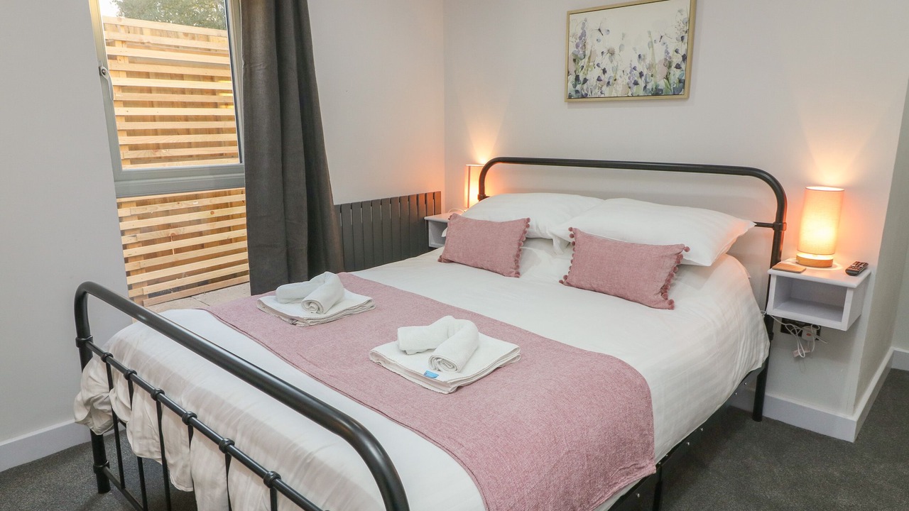 Photo of Others in Wennington