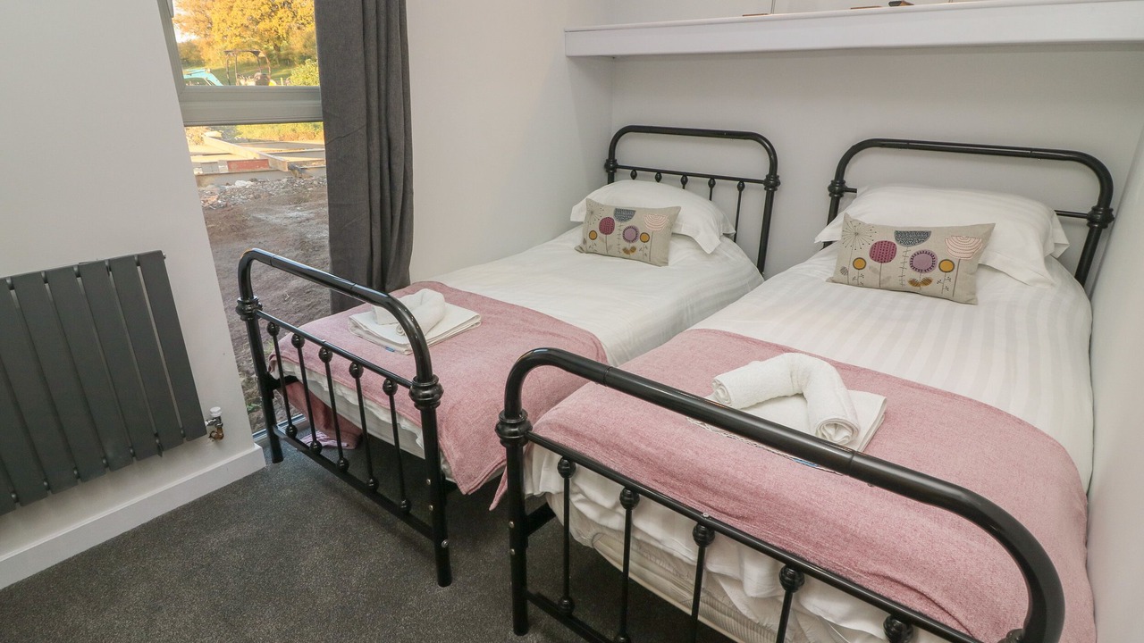 Photo of Others in Wennington