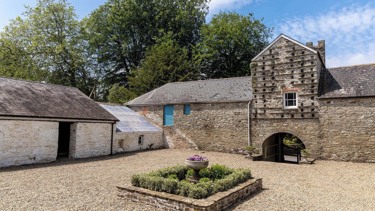 Photo of Outdoor in Llandefeilog