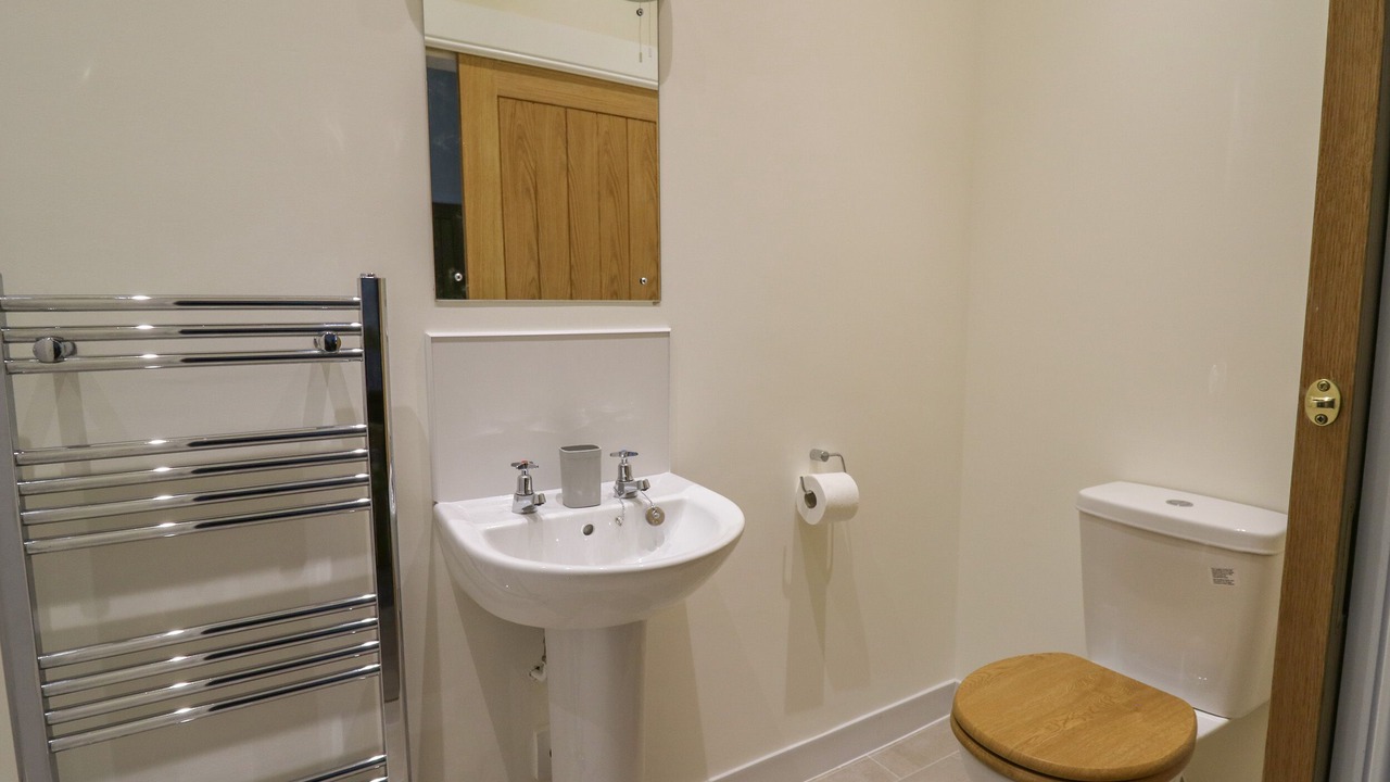 Photo of Bathroom in Llandefeilog