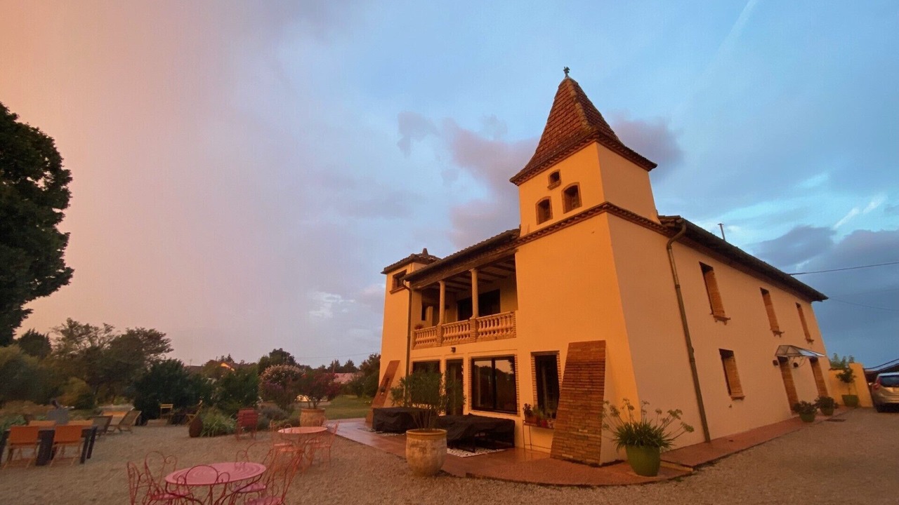 Photo of Outdoor in L'Honor-de-Cos