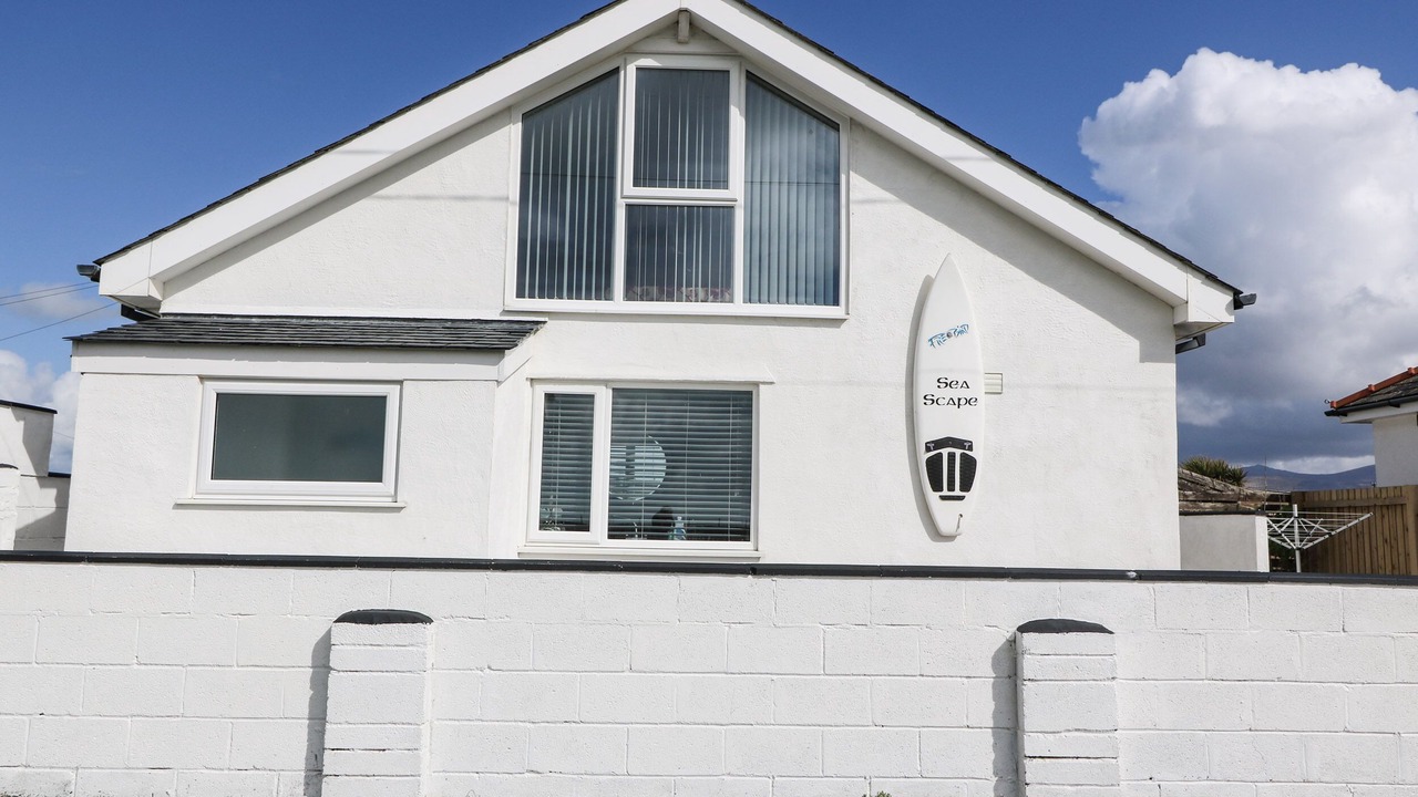 Photo of Others in Dinas