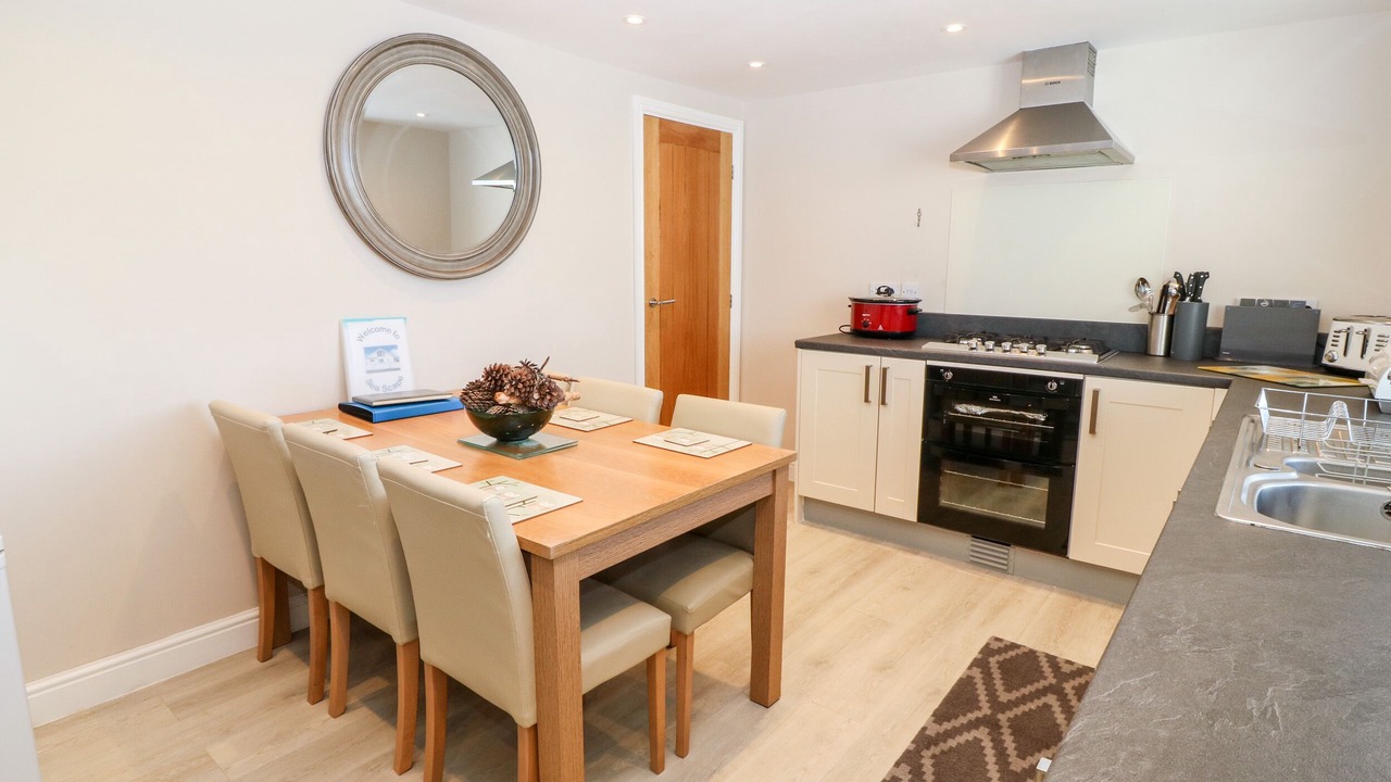 Photo of Others in Dinas