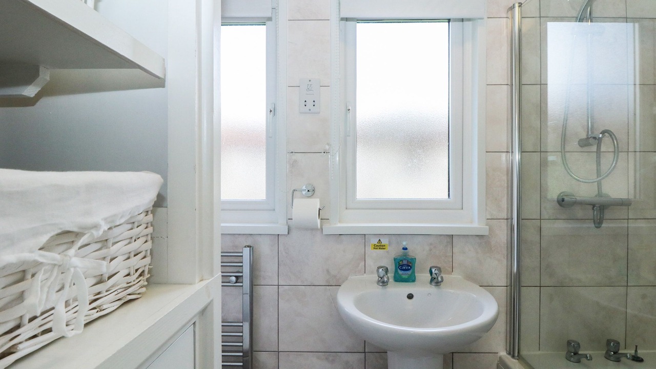 Photo of Bathroom in Saint Erth Praze