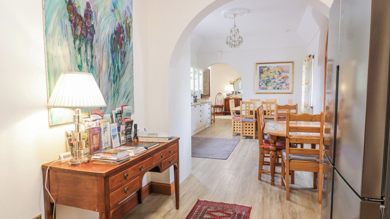 Photo of Others in Peebles