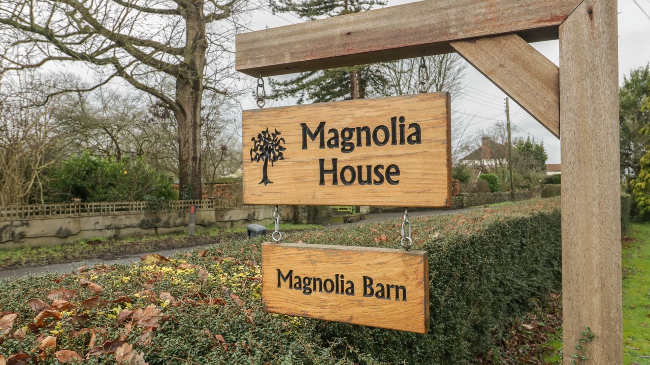 Photo of Others in Mark