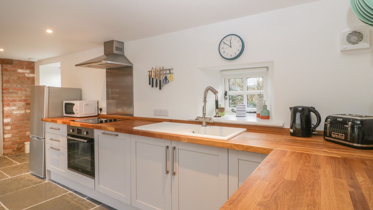 Photo of Others in Mark