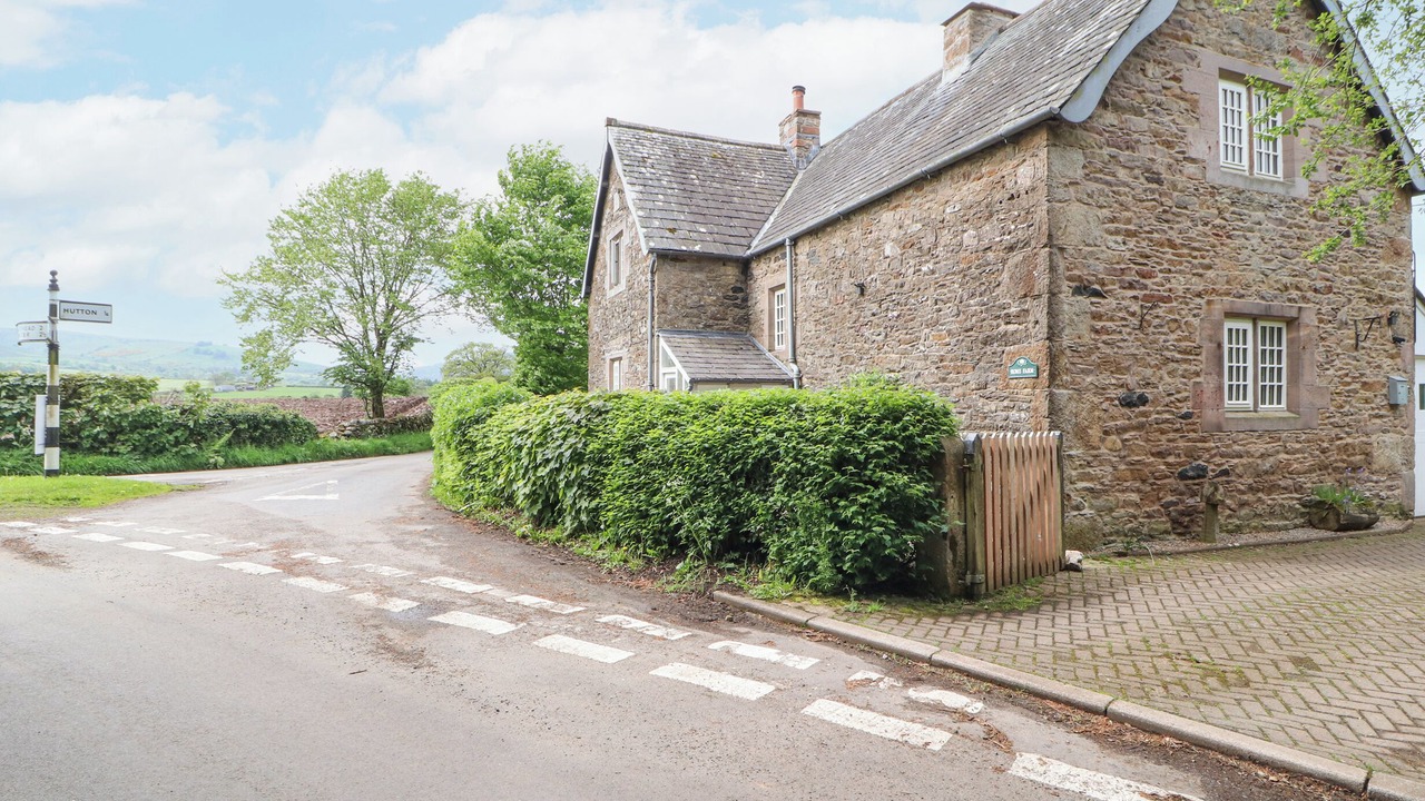 Photo of Outdoor in Hutton