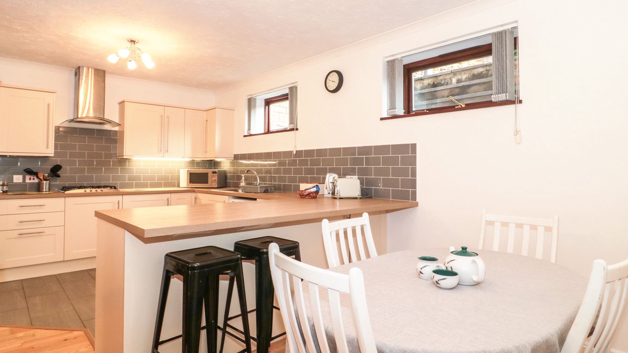 Photo of Others in Cheddar