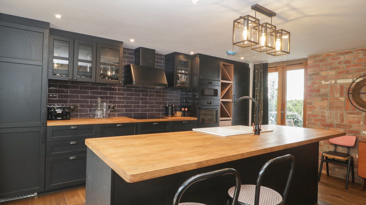 Photo of Others in Winterborne Zelston