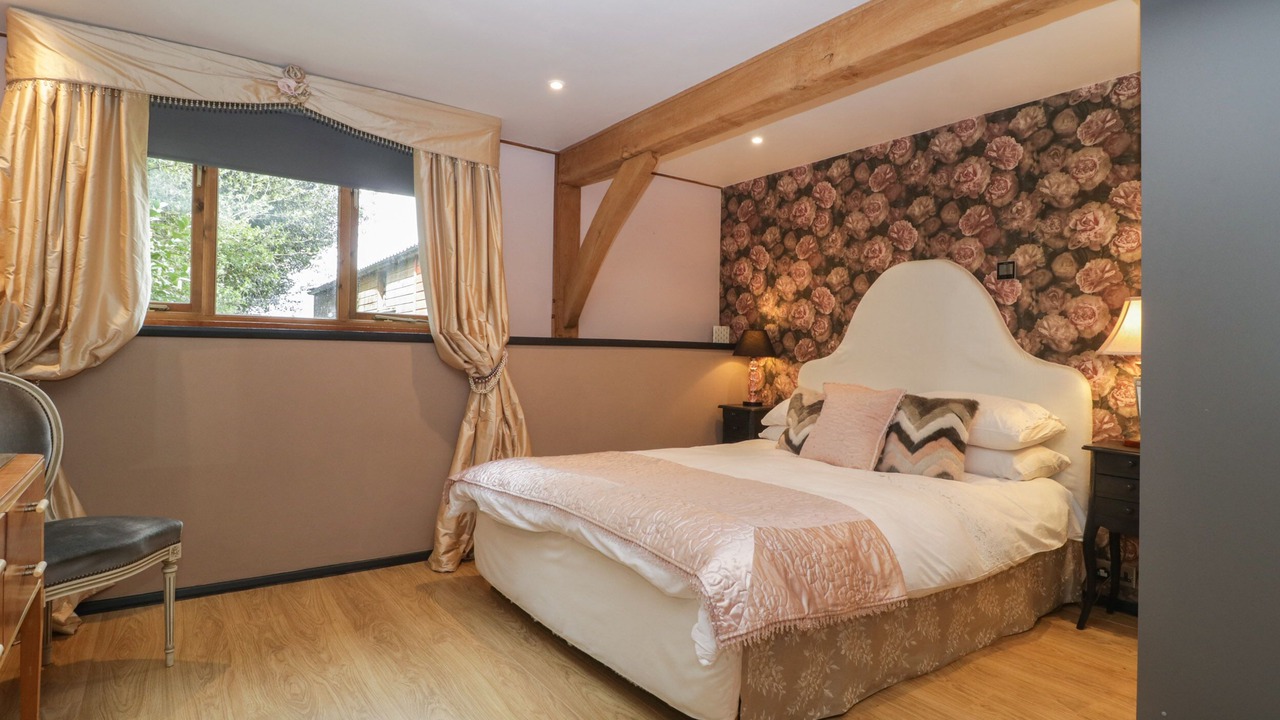 Photo of Others in Winterborne Zelston