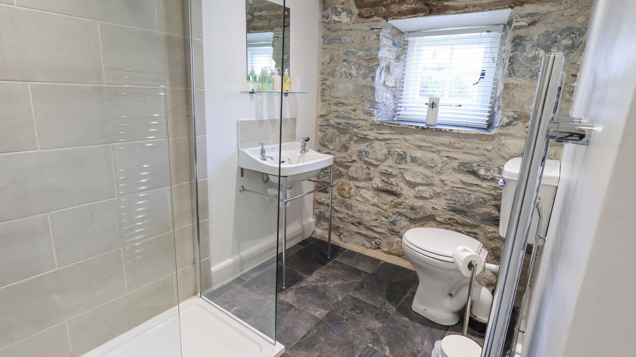 Photo of Bathroom in Borrowdale