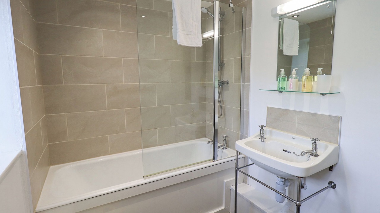 Photo of Bathroom in Borrowdale