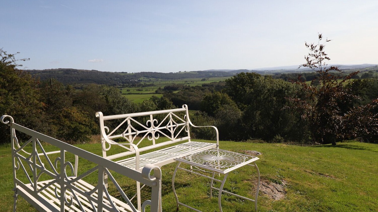 Photo of Patio Balcony in Crosthwaite