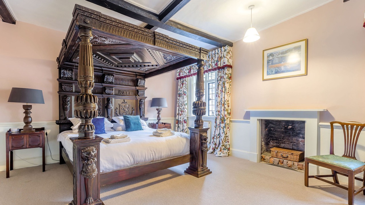 Photo of Others in Eaton Mascott