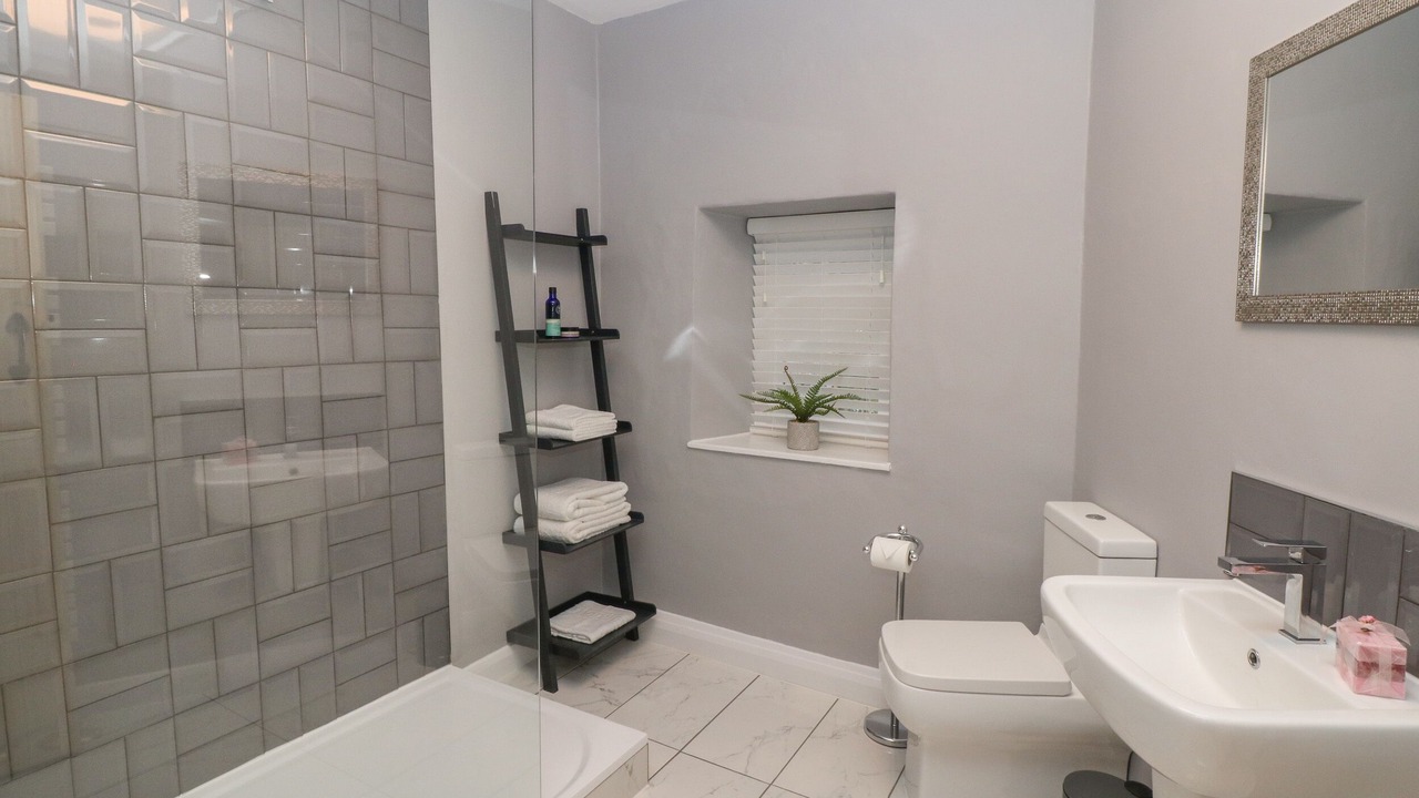 Photo of Others in Monyash