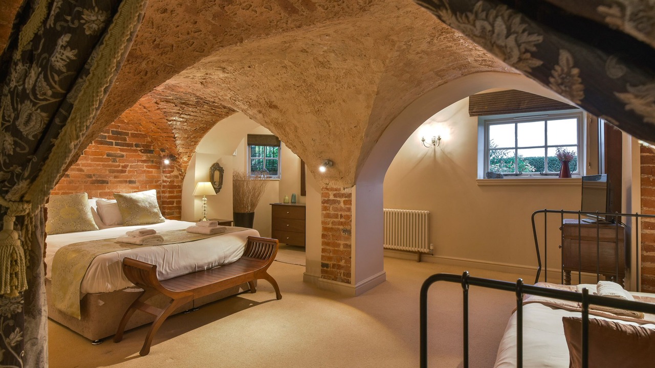 Photo of Others in Hulland Ward