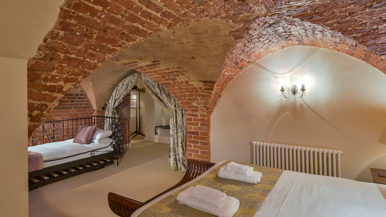 Photo of Others in Hulland Ward