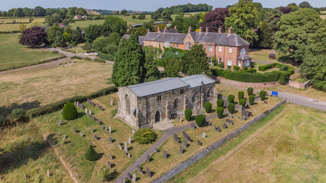 Photo of Outdoor in Hulland Ward