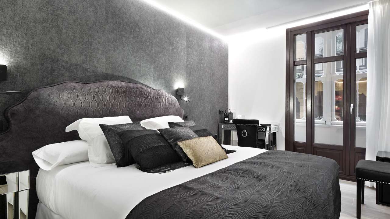 Photo of Bedroom in Bilbao Old Town