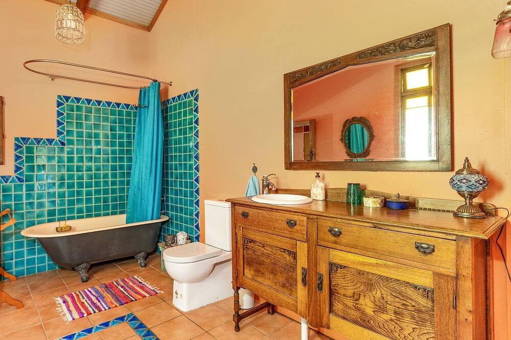 Photo of Bathroom in Beaumont