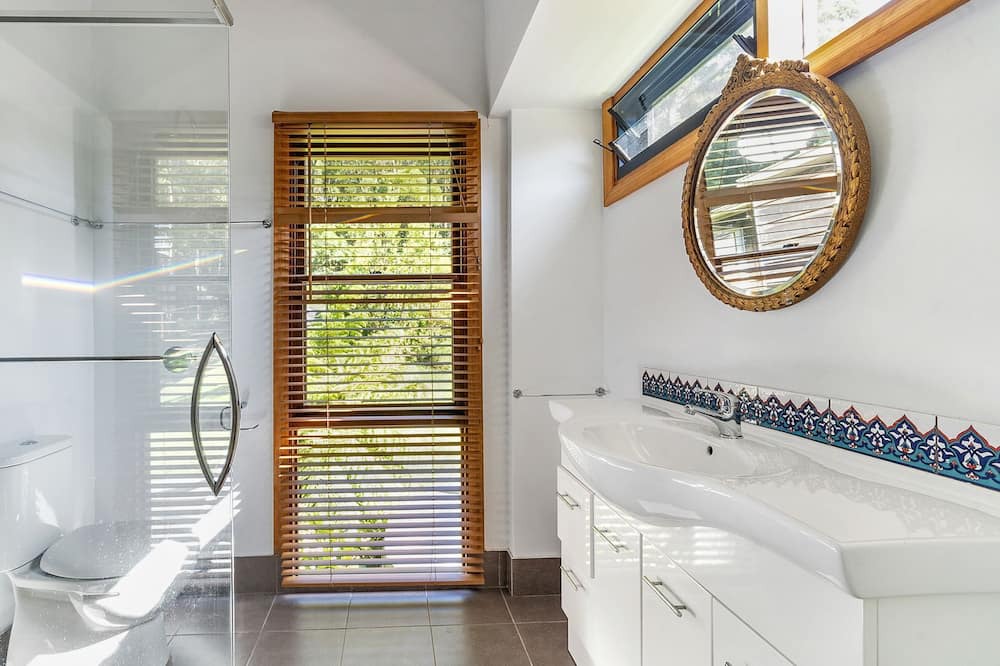 Photo of Bathroom in Beaumont