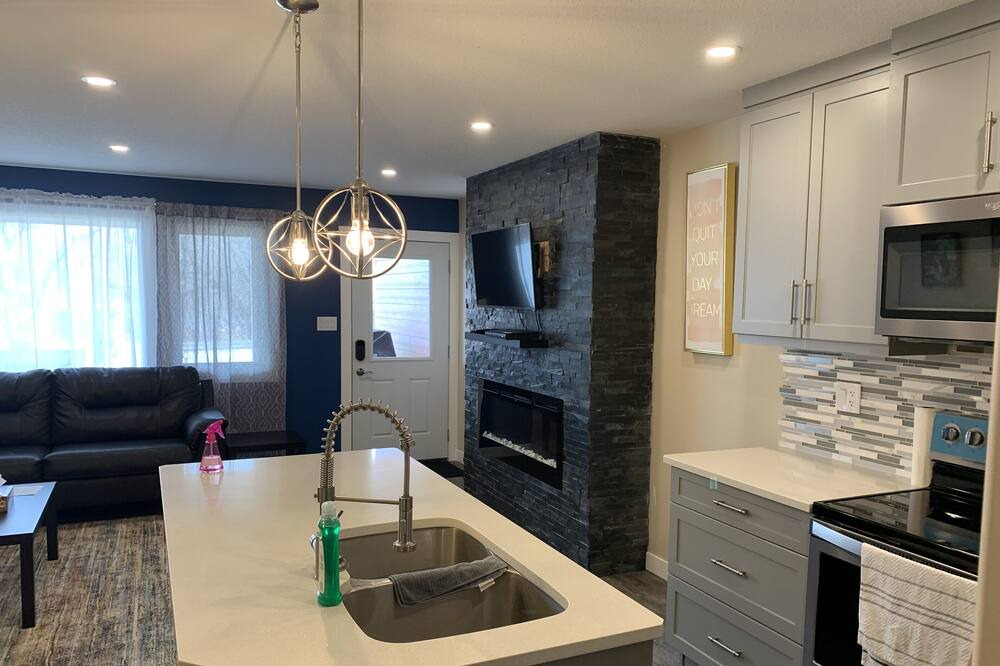 Photo of Kitchen in Katepwa Beach