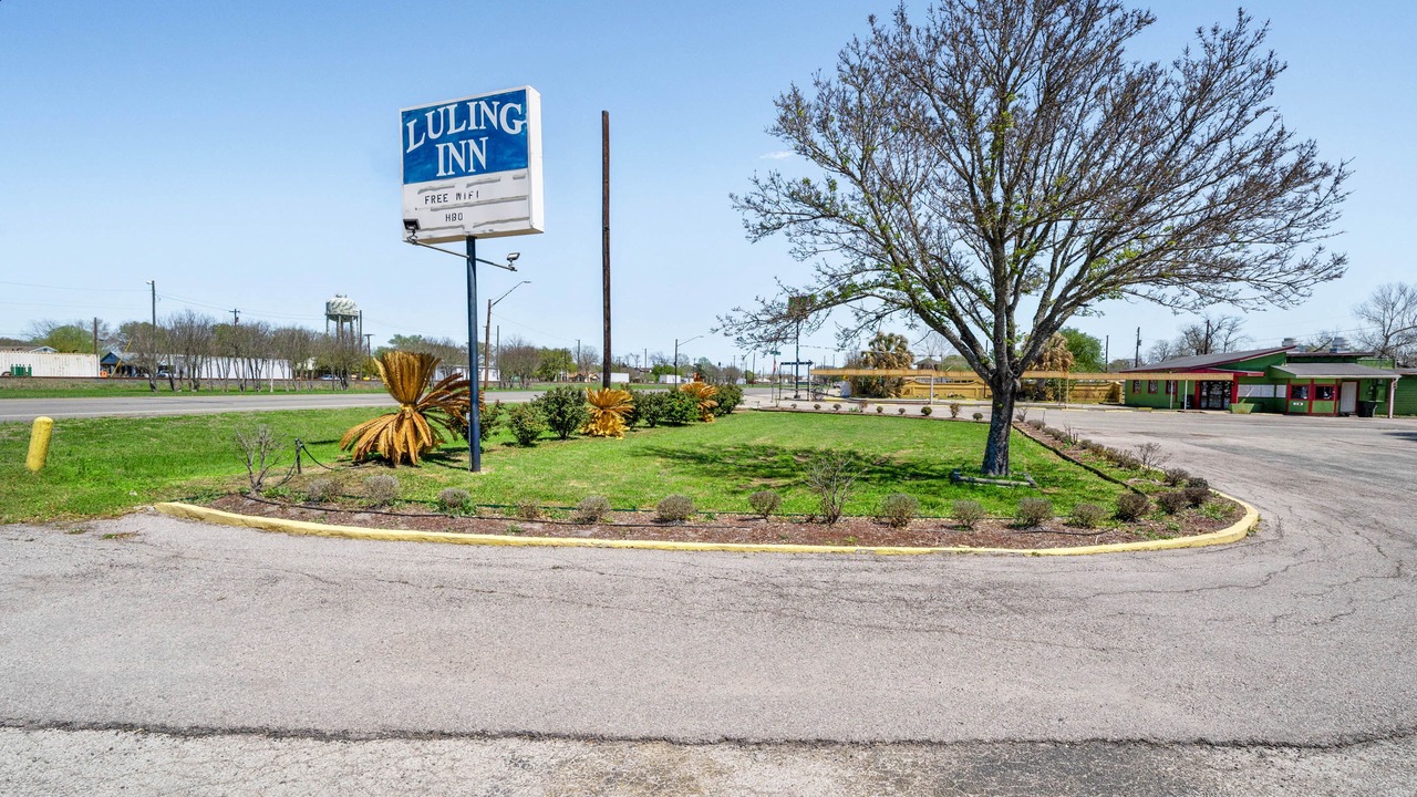 Photo of Outdoor in Luling