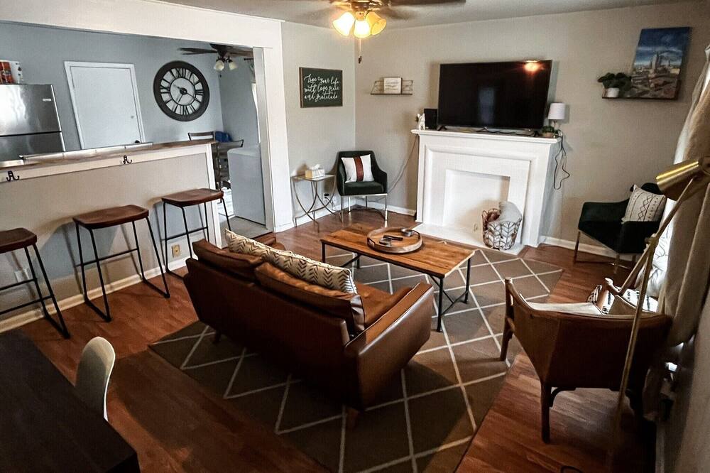 Photo of Bedroom in Tulsa