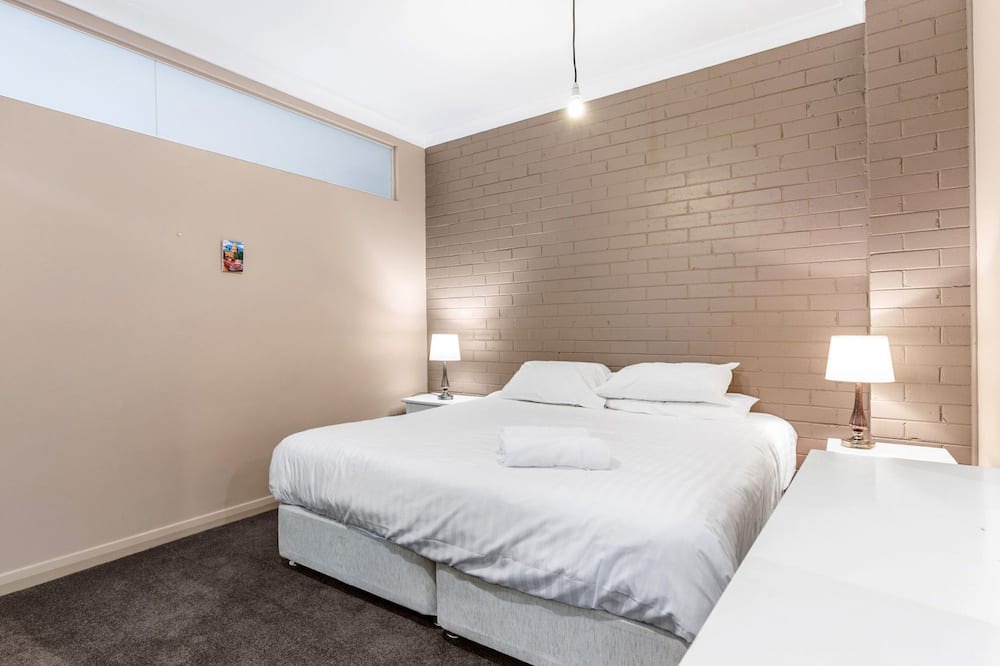 Photo of Bedroom in Cooks Hill