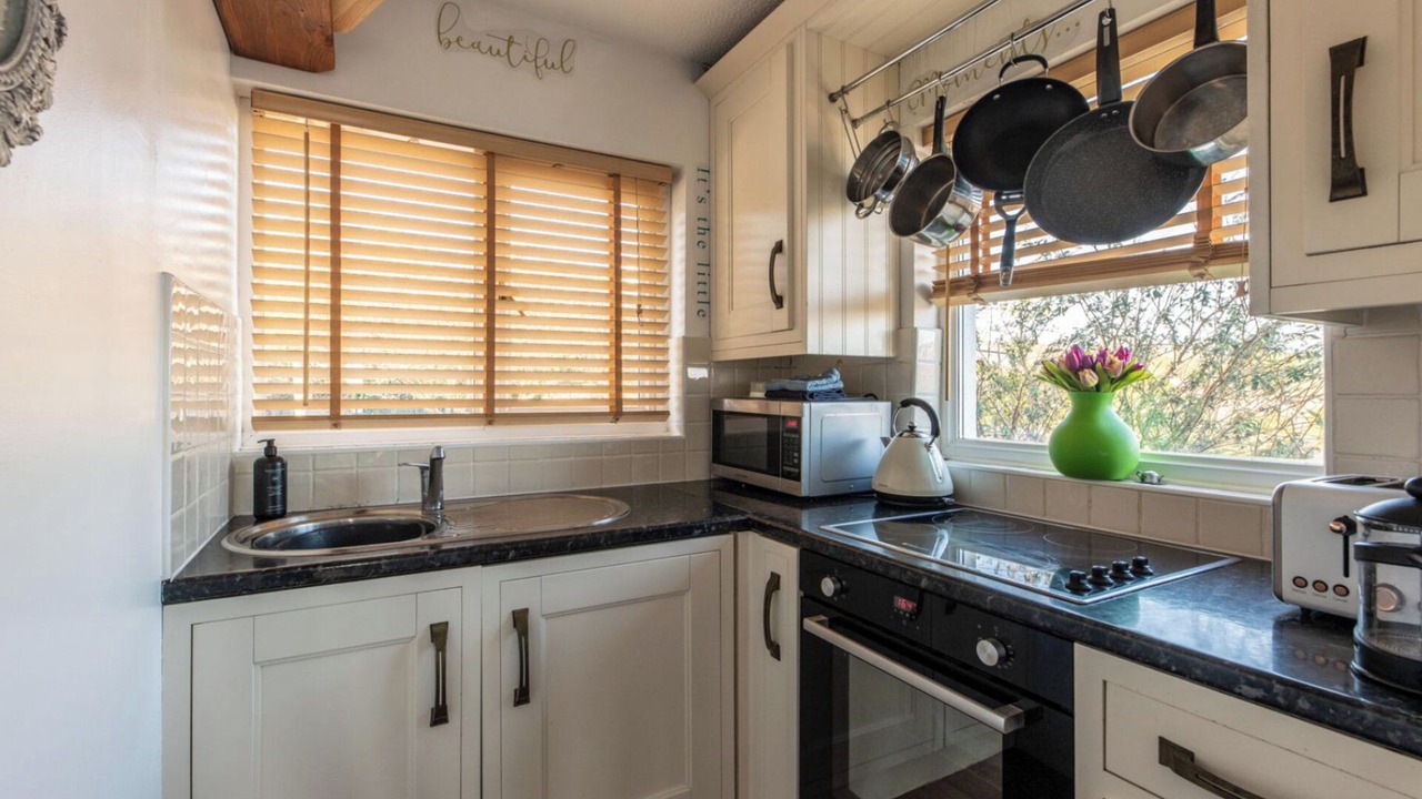 Photo of Kitchen in Looe