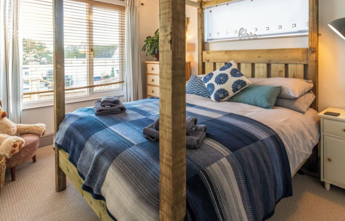 Photo of Others in Looe