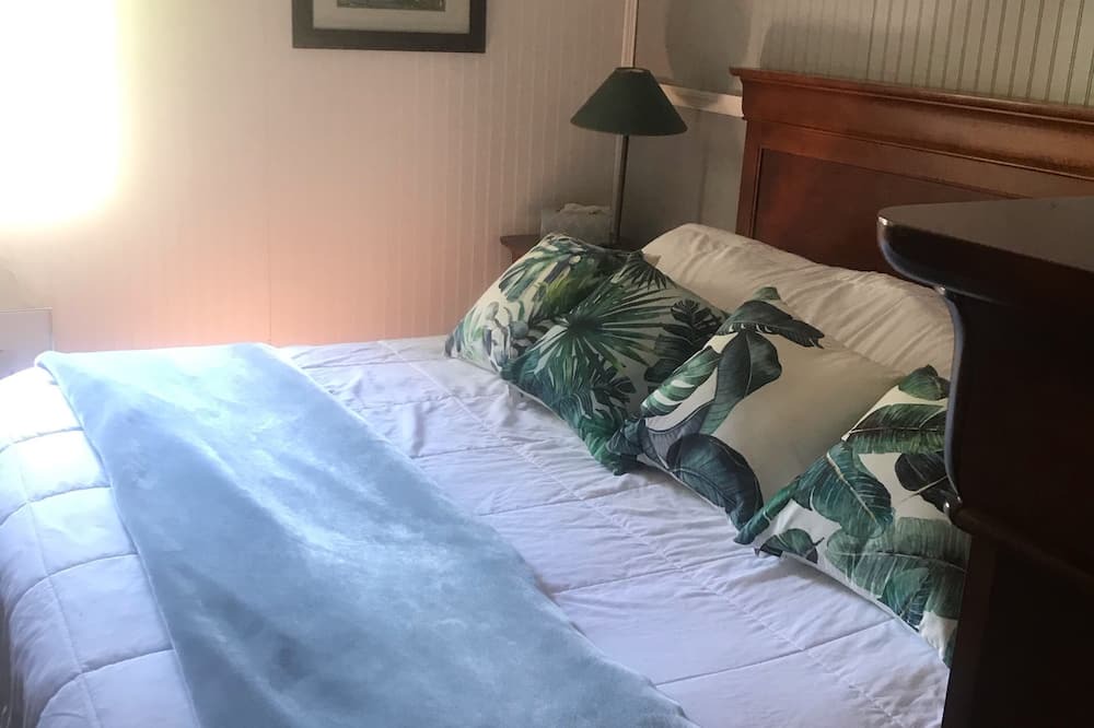 Photo of Bedroom in Alexandria Bay