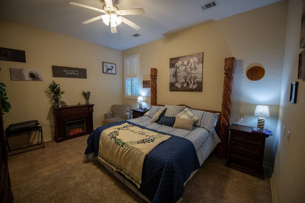 Photo of Bedroom in Malakoff