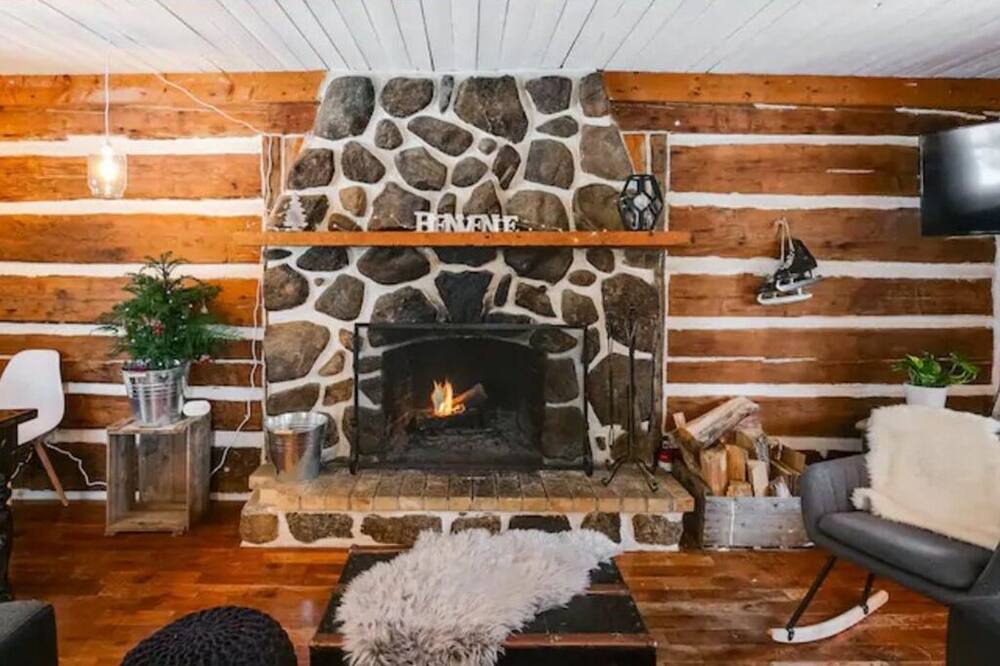 Photo of Livingroom in Sainte-Agathe-des-Monts