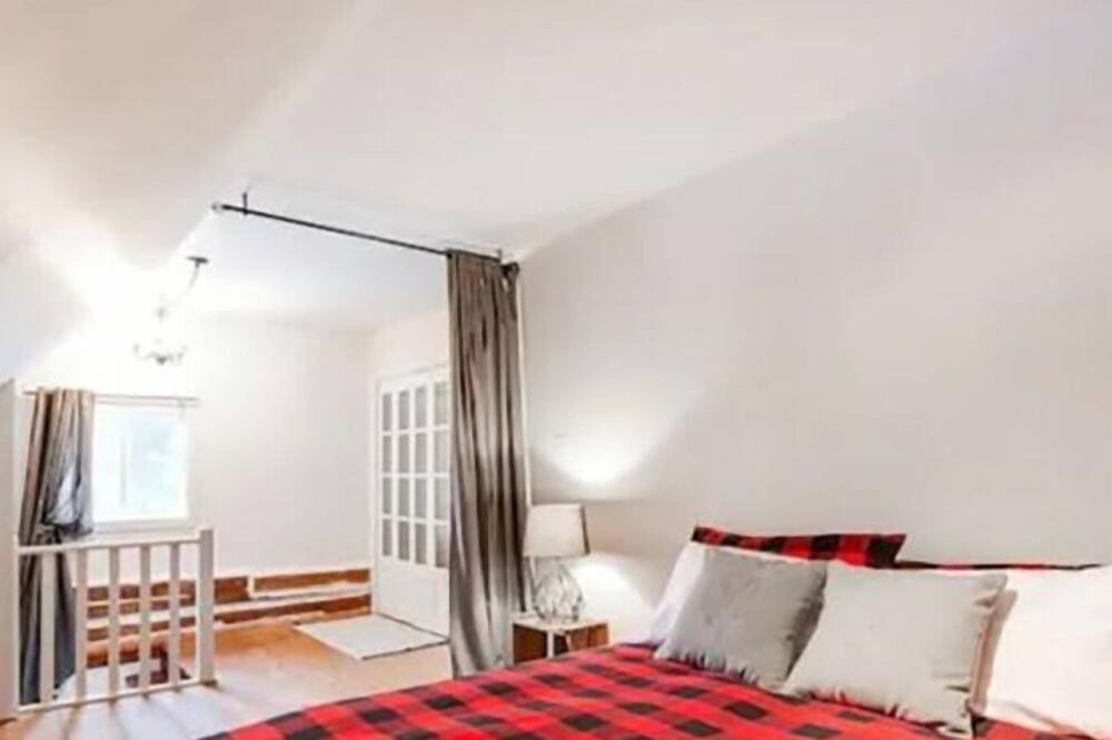 Photo of Bedroom in Sainte-Agathe-des-Monts