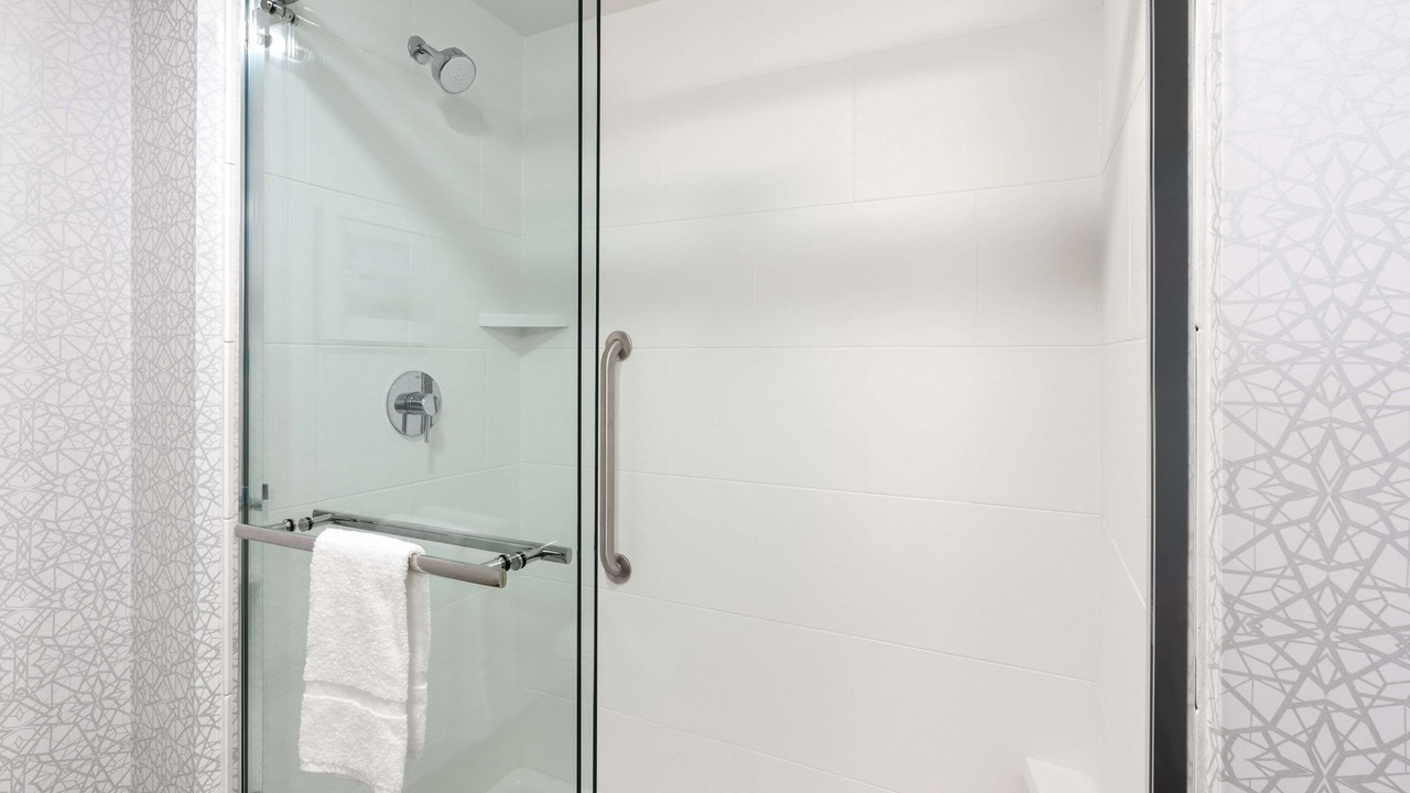 Photo of Others in Guide Meridian