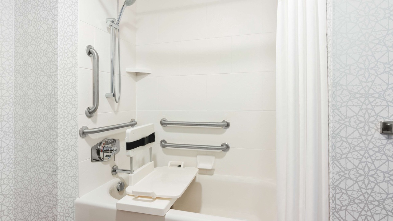 Photo of Bathroom in Guide Meridian