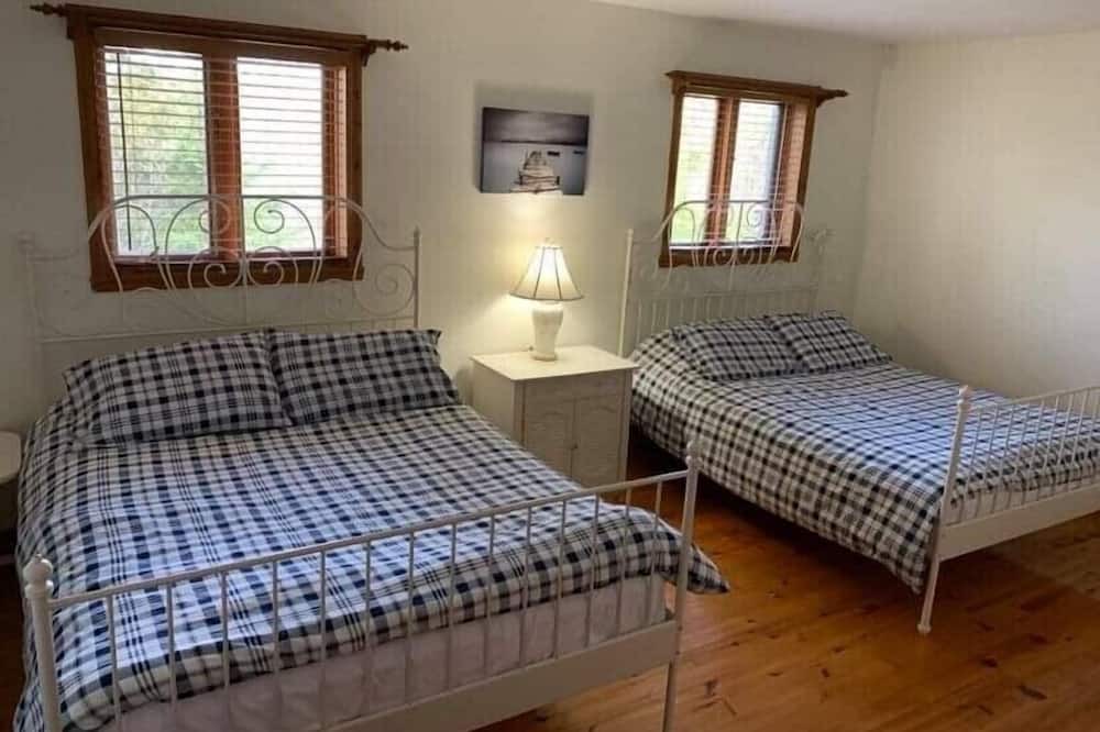 Photo of Bedroom in Sainte-Beatrix